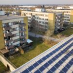 Instalacja fotowoltaiczna w budynkach wielorodzinnych – kompleksowy przewodnik wyboru i montażu