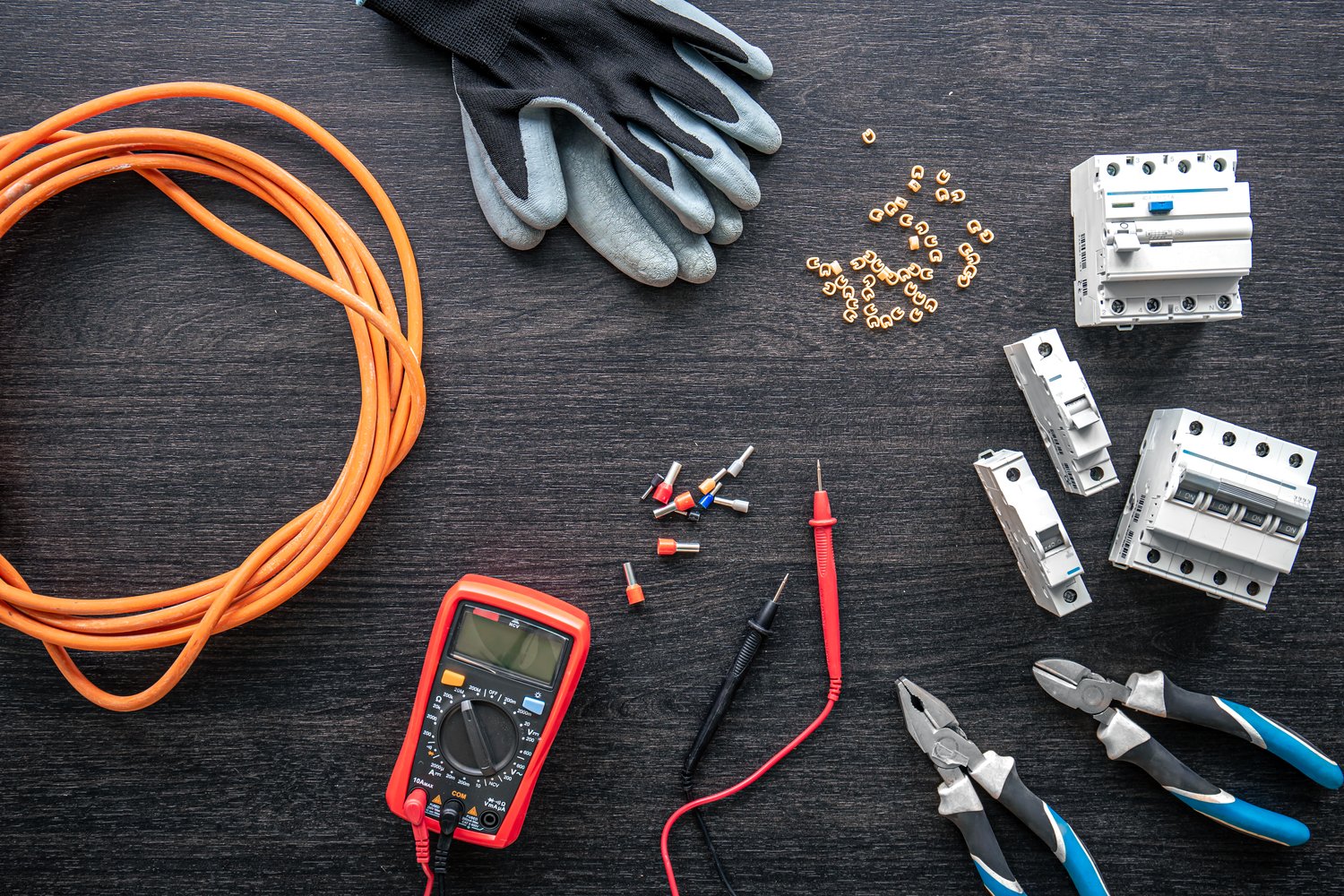 Jak wybrać najlepsze produkty elektryczne i hydrauliczne do Twojego projektu