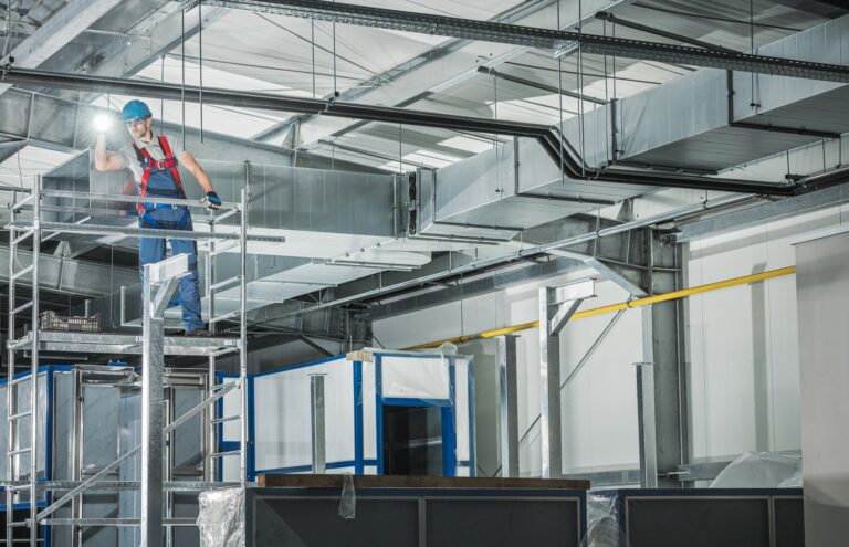 Systemy kondycjonowania powietrza – optymalizacja parametrów w halach produkcyjnych