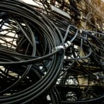 Czym różni się kabel YDY od YKY? Przewodnik po oznaczeniach przewodów elektrycznych