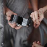 Czym się różni taśma izolacyjna od taśmy naprawczej?