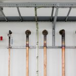 Jak prawidłowo dobierać i montować elementy instalacji miedzianych w budownictwie