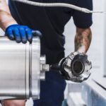 Jak wymienić uszczelkę w zaworze odcinającym? Poradnik naprawy