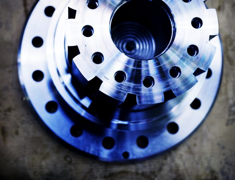 Praktyczny przewodnik po kołnierzach szyjkowych gwintowanych dla instalacji przemysłowych