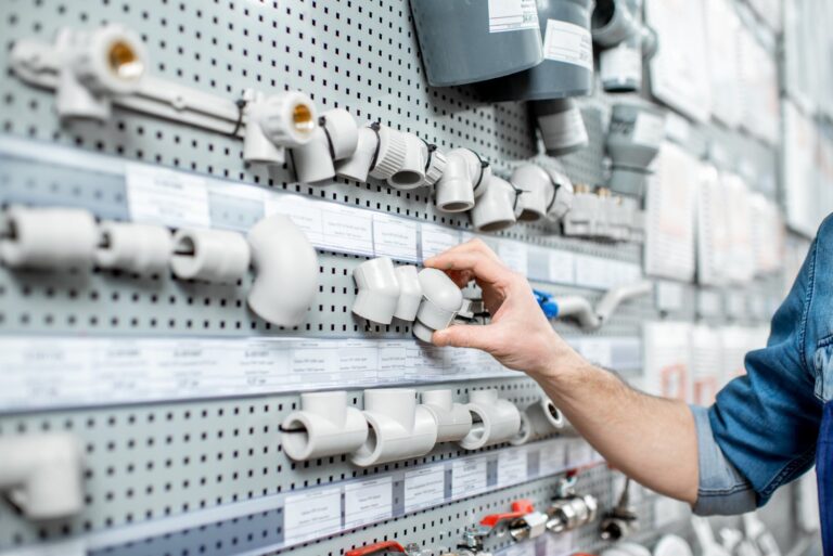 Profesjonalne systemy mocowania zapewniają trwałość instalacji hydraulicznych i elektrycznych