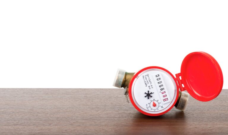 Jak wybrać odpowiednie wodomierze śrubowe do instalacji przemysłowych