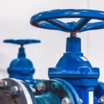 Jak wybrać odpowiedni elektrozawór do wody w instalacjach hydraulicznych