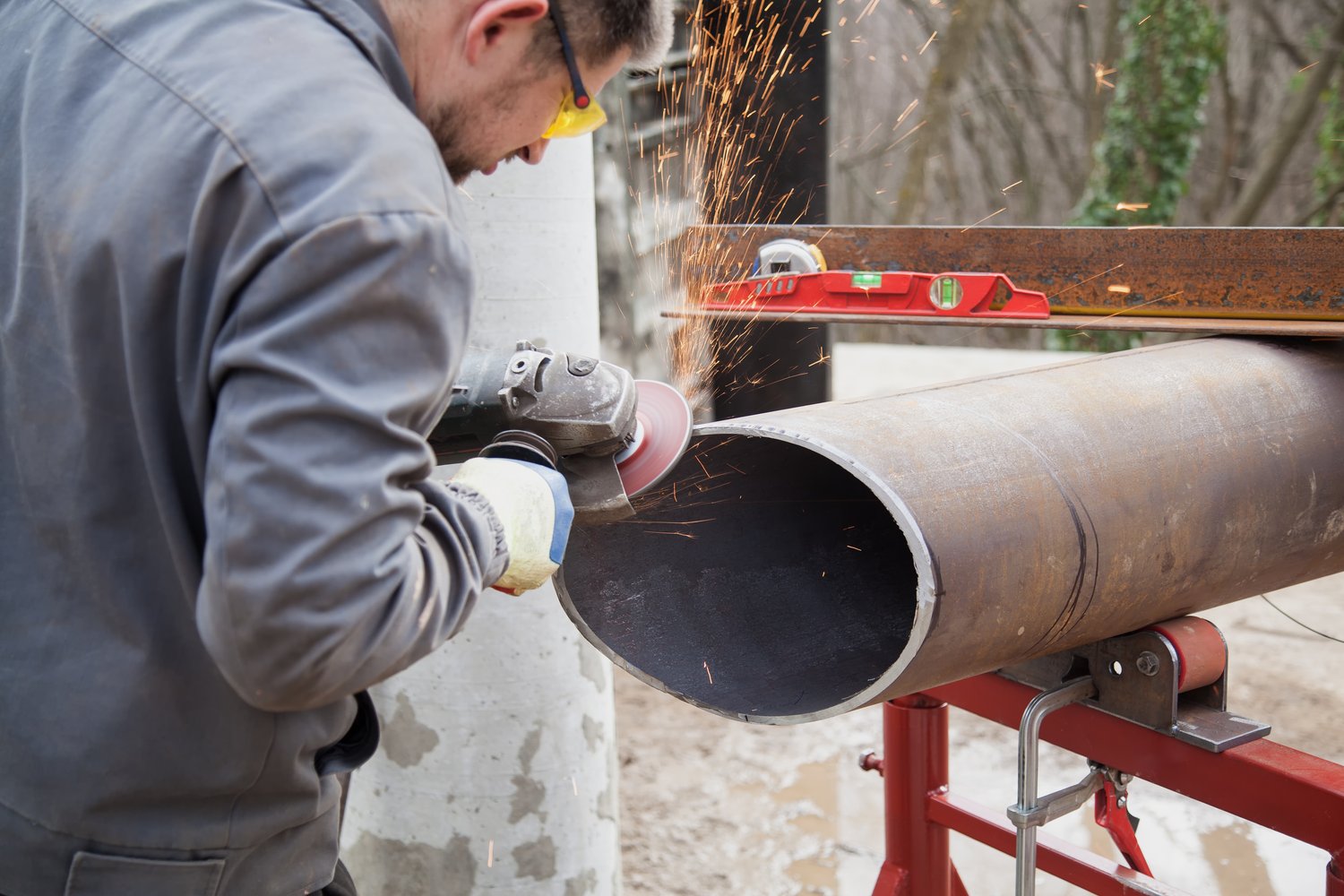 Spawane czy klejone? Przegląd metod łączenia rur kanalizacyjnych